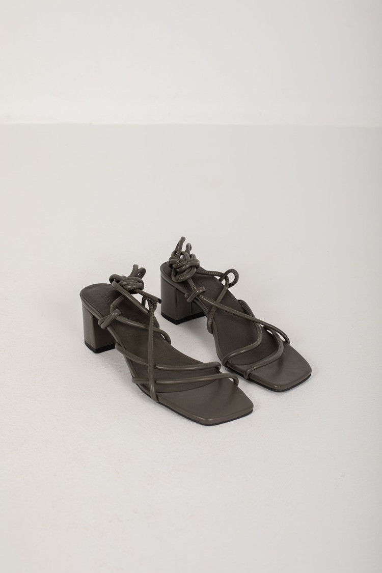 ANTILOPE SANDAL