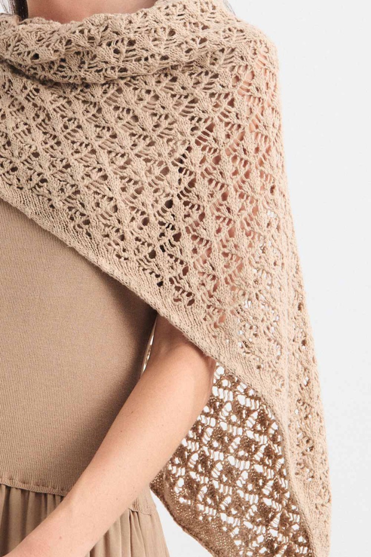 CASTOR KNITTED SCARF