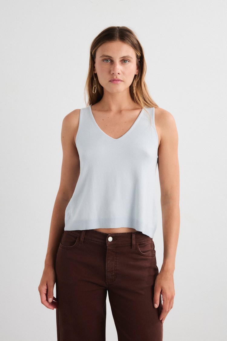 TOP YAKIRA