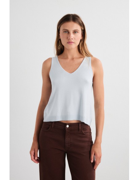 TOP YAKIRA