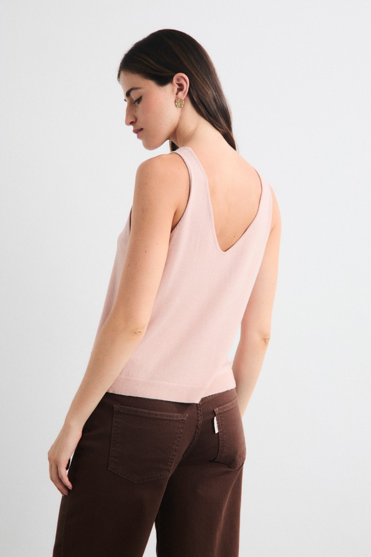 TOP YAKIRA